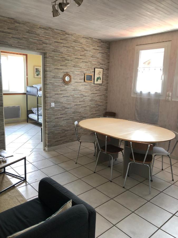 Le Petit De Javernieres Etage Apartment *